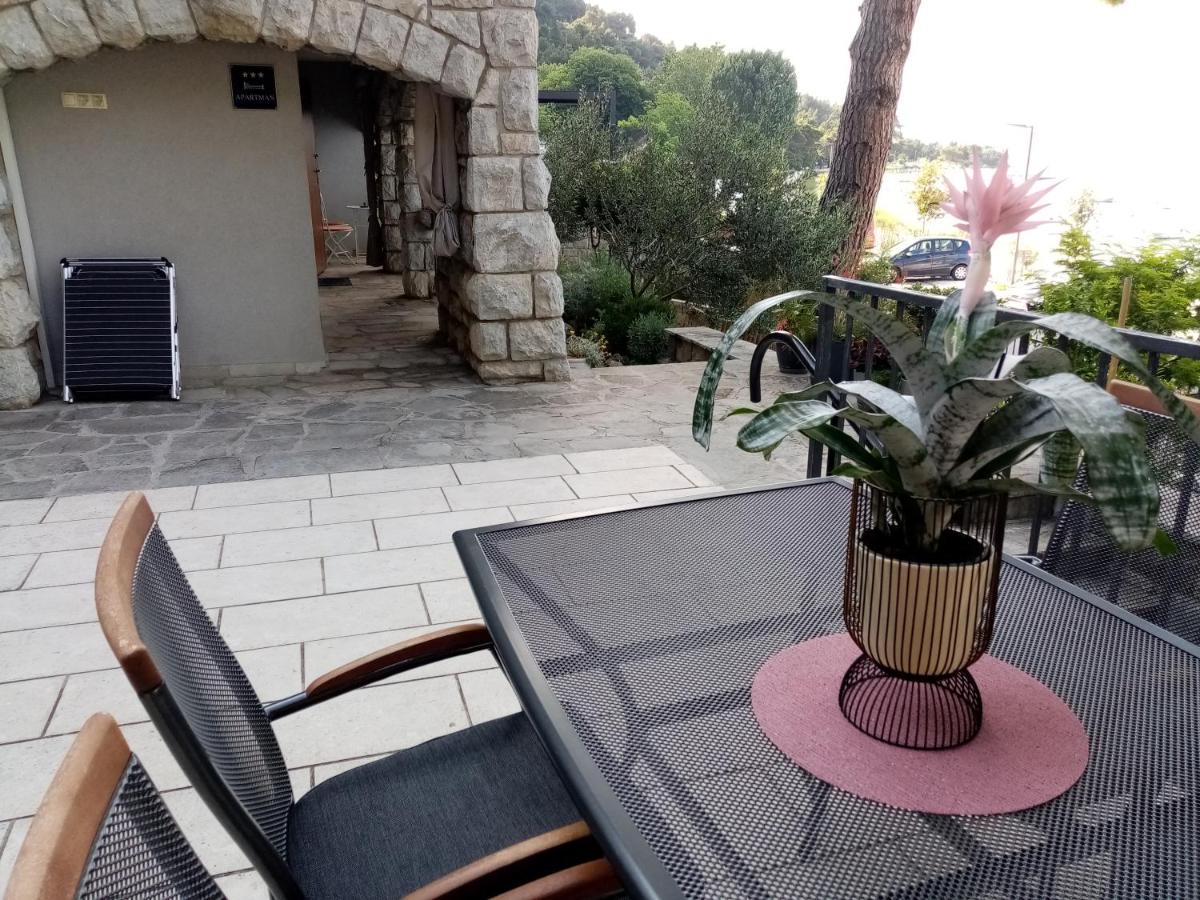 Apartment Zizi أوميس المظهر الخارجي الصورة